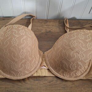 Cacique 40DD Beige Bra Lace Underwire Padded Adjustable Strap